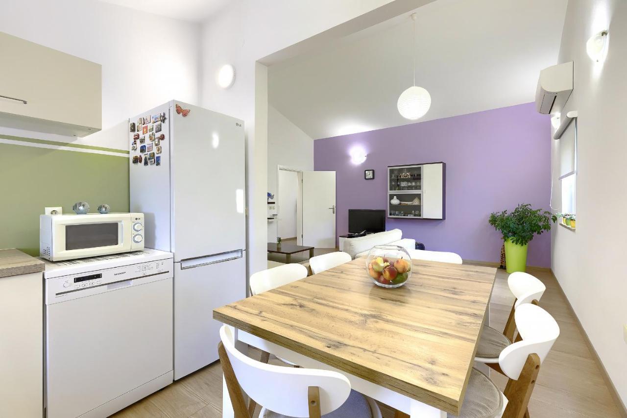 Homestay Pola Esterno foto