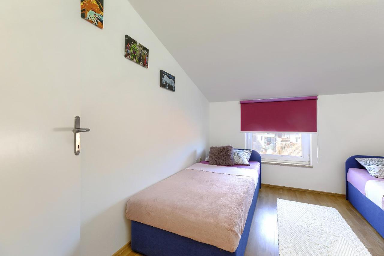 Homestay Pola Esterno foto