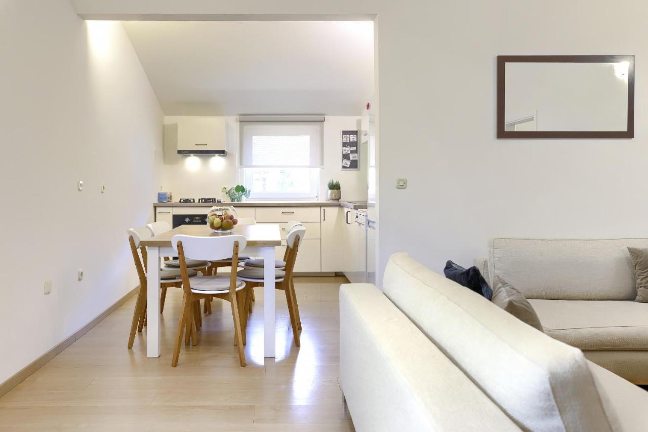Homestay Pola Esterno foto