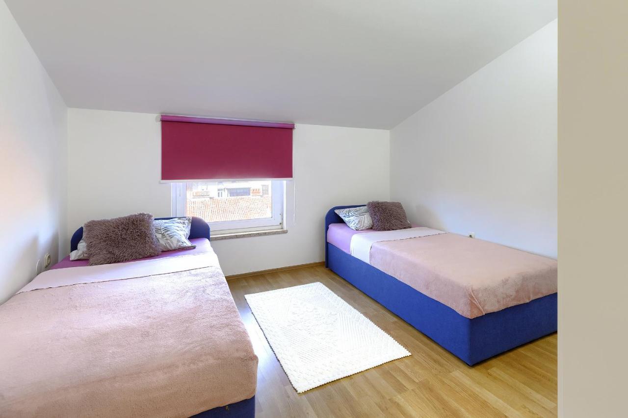 Homestay Pola Esterno foto