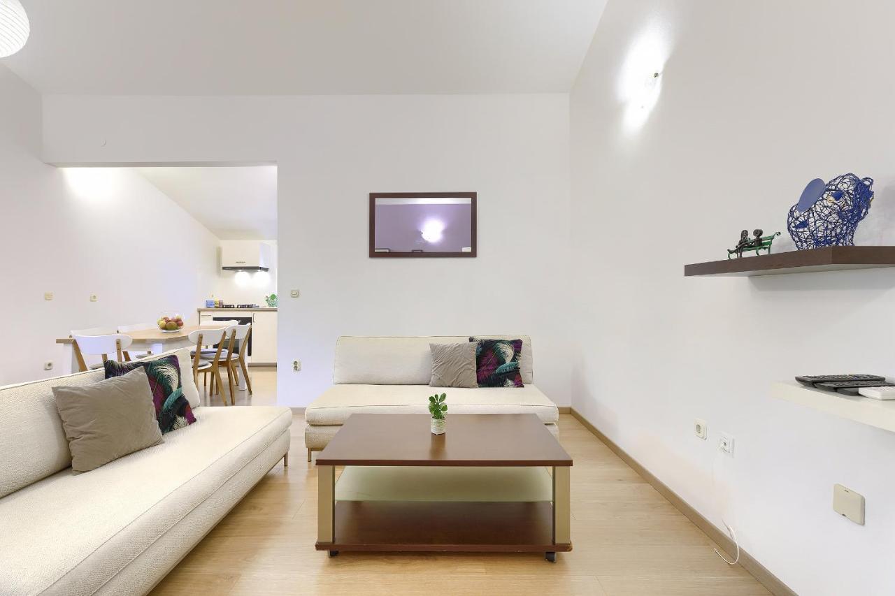 Homestay Pola Esterno foto