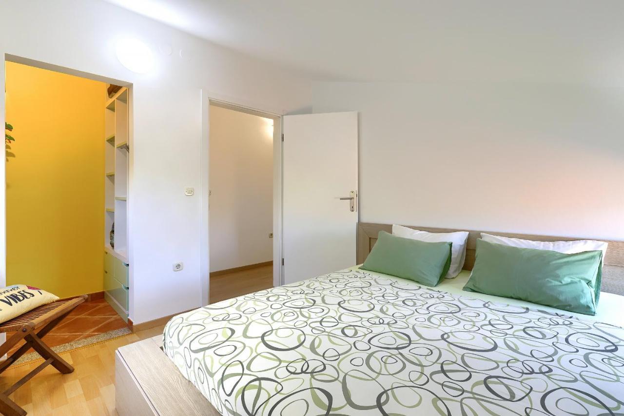 Homestay Pola Esterno foto